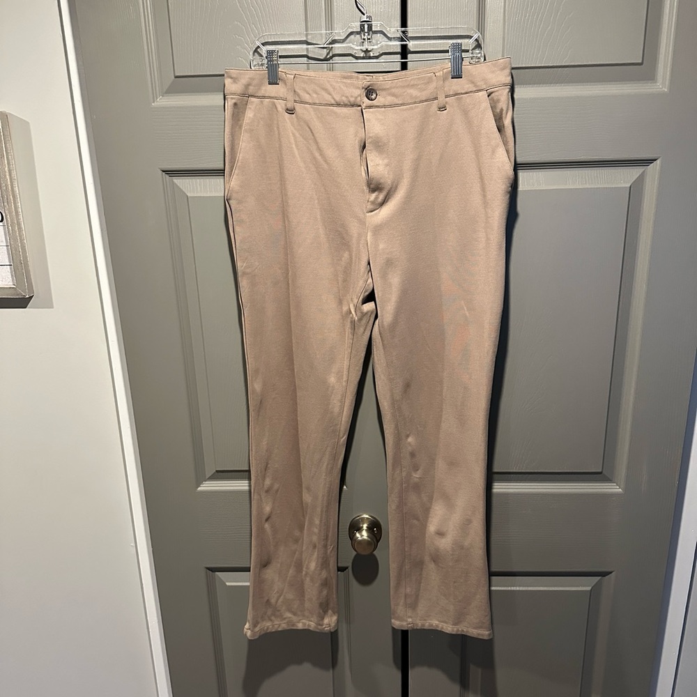 True Classic Comfort Chino